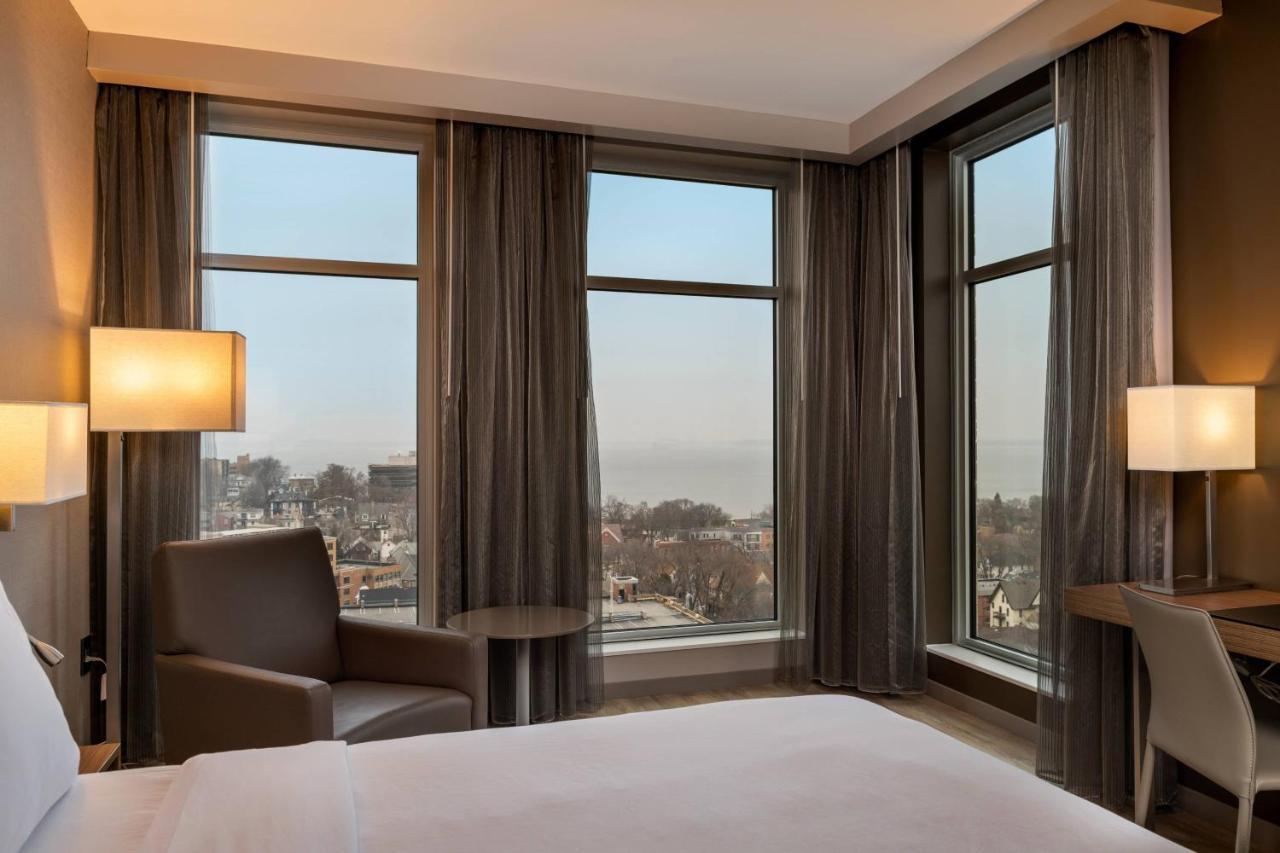 Ac Hotel By Marriott Madison Downtown Esterno foto