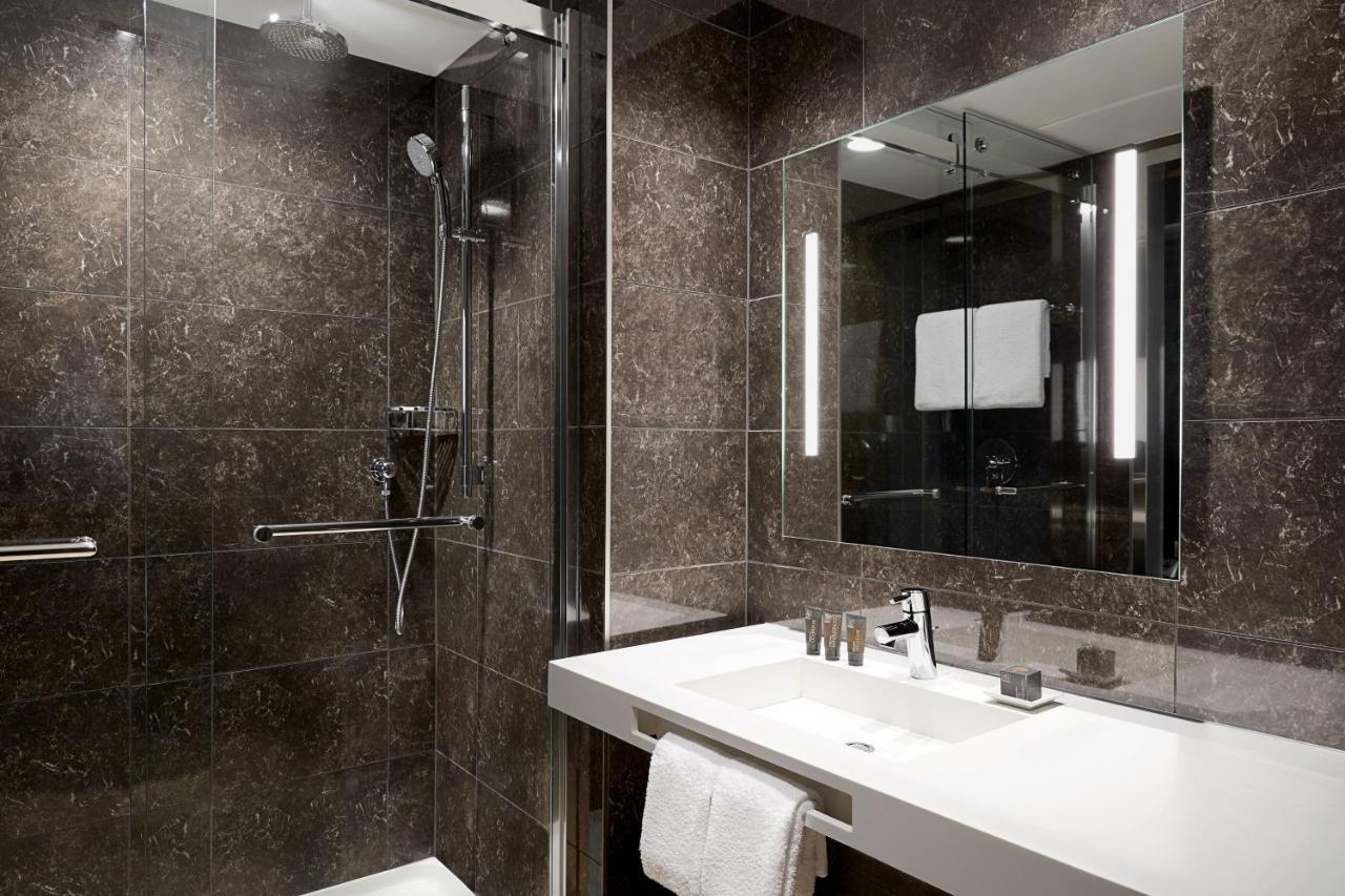 Ac Hotel By Marriott Madison Downtown Esterno foto