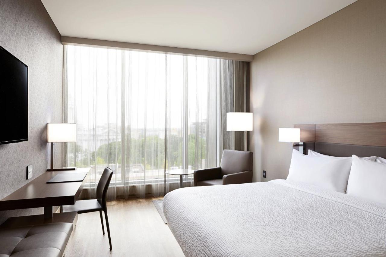 Ac Hotel By Marriott Madison Downtown Esterno foto