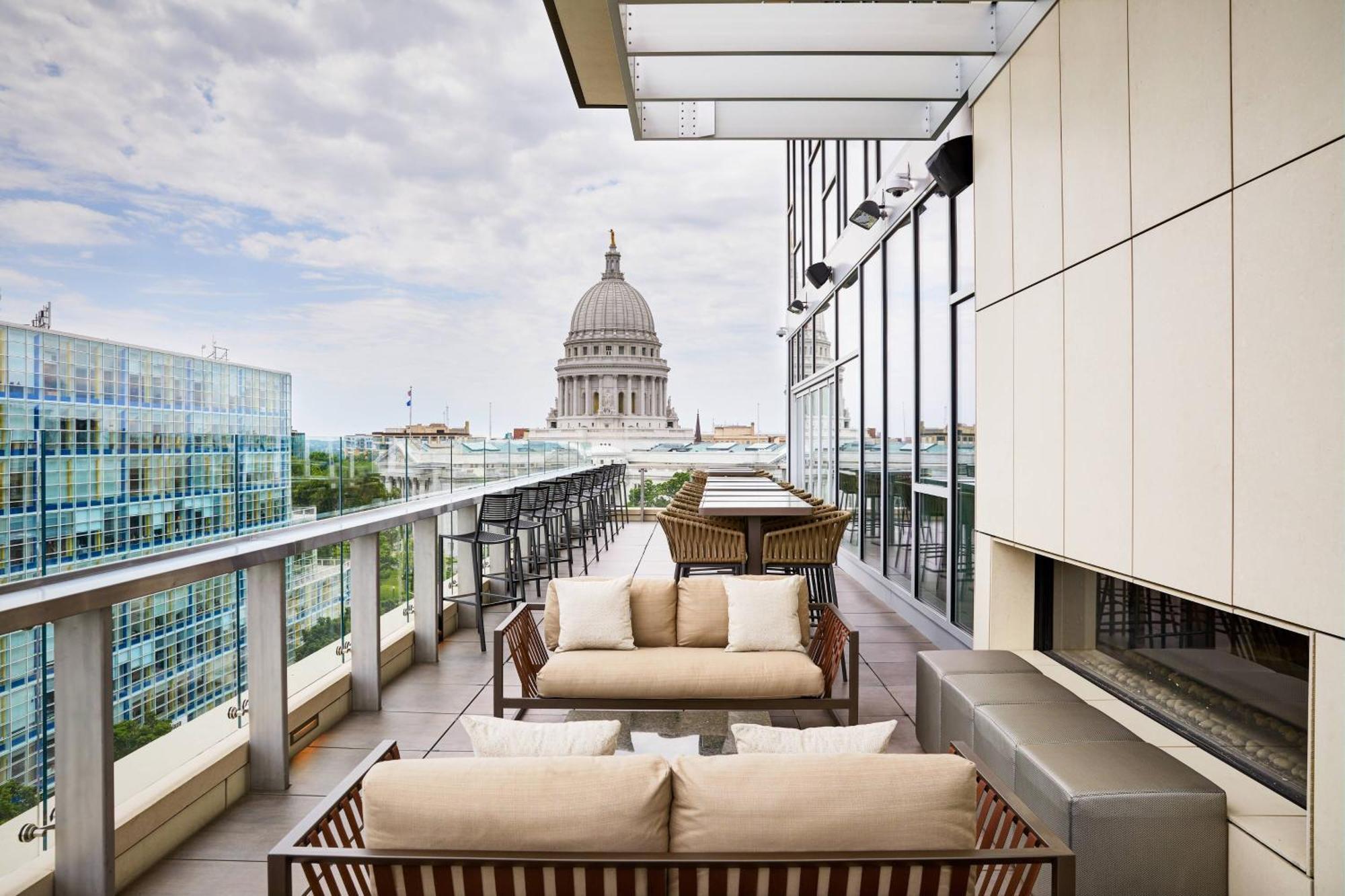 Ac Hotel By Marriott Madison Downtown Esterno foto