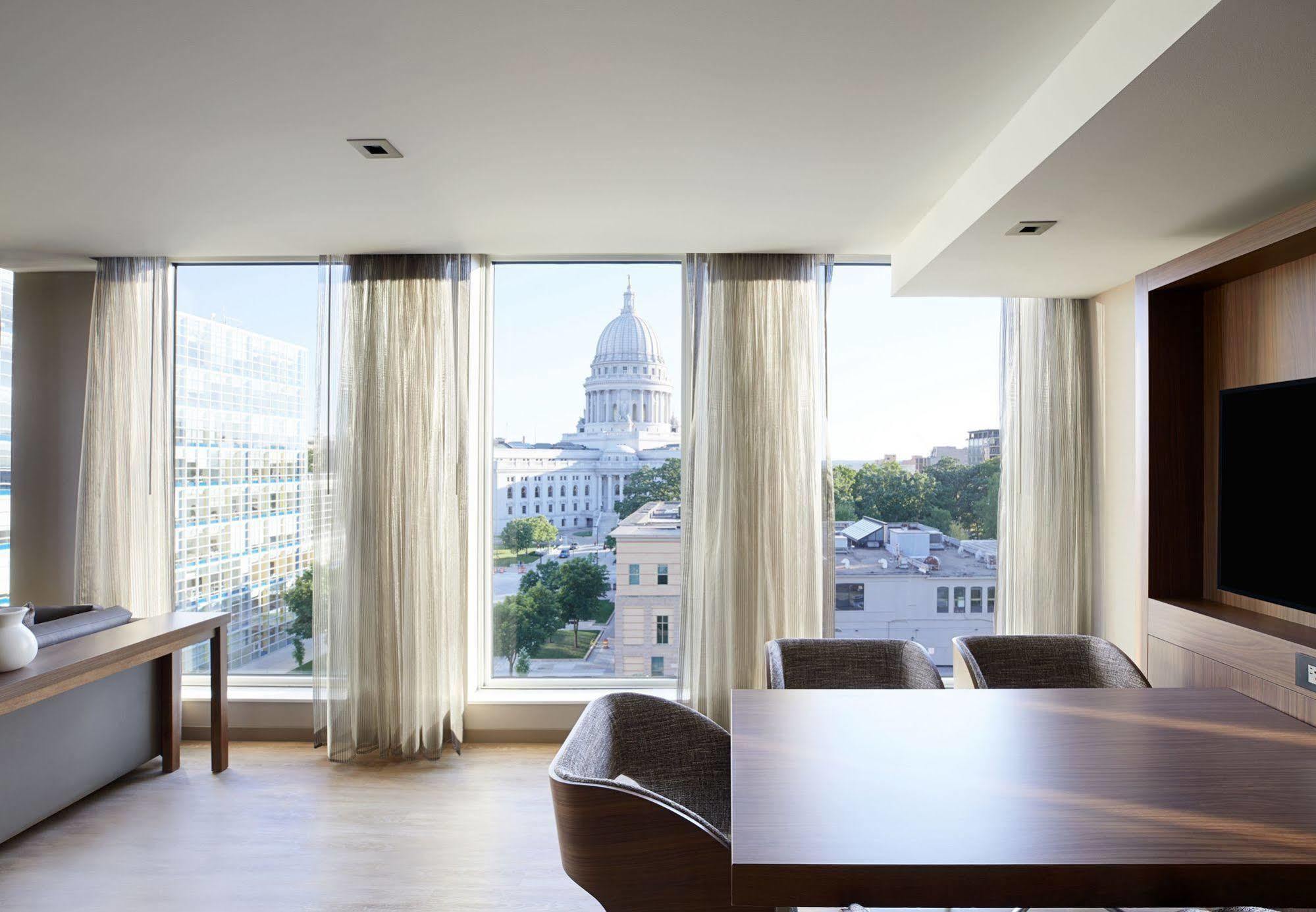 Ac Hotel By Marriott Madison Downtown Esterno foto